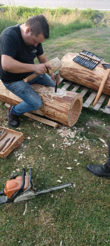 ec3ecad4-081b-4a23-9eaf-3f8b386345ea