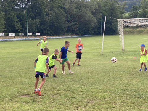 448863989 475549345020836 3972912687964099823 n