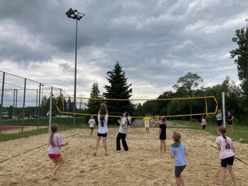 449732916 939416294622666 7704413326604004207 n