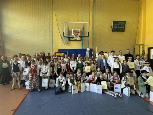 „Ojca Świętego imię nigdy nie zaginie” – recytatorski hołd dla Jana Pawła II w Sieniawie