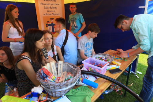 Tradycyjne-gry-i-zabawy-z-Katolickim-Stowarzyszeniem-Mlodziezy-z-Raby-Wyznej
